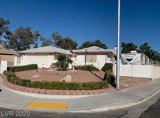 5040 Salinaz Cir, Las Vegas, NV 89118