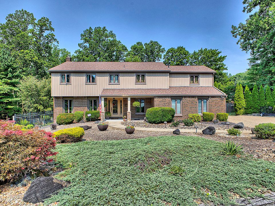 1st image of 651 Buckingham Dr