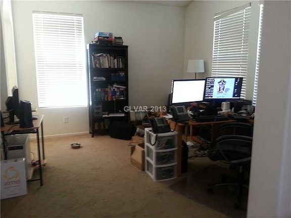 3rd image of 811 Galingale Ct