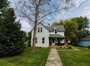 208 1st St, Cobb, WI 53526