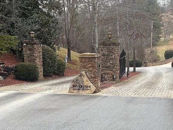 2nd image of 29 Hogue Way