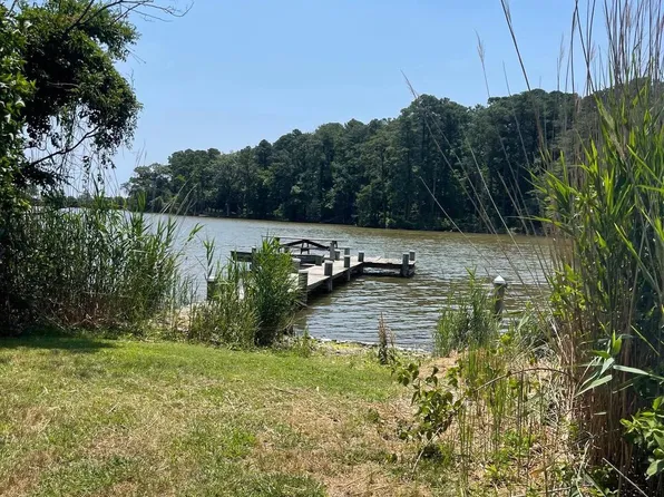 18070 Camp Winslow Rd, Dameron, MD 20628