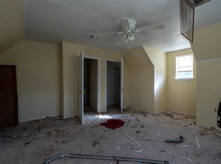 9006 Blueberry St, Houston, TX 77049