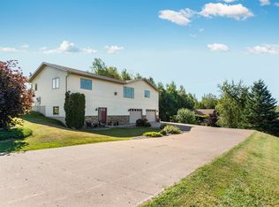 2886 S Irondale Ave, Superior, WI 54880