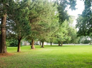 4213 Bayou Black Dr, Houma, LA 70360