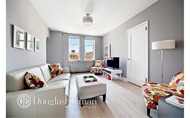 Sold by Douglas Elliman | media 23