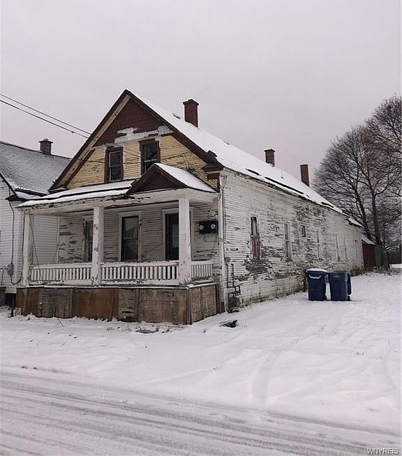 2nd image of 22 Ruhland Ave