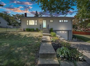 516 Moody St, Akron, OH 44305