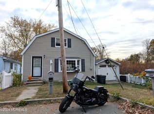 171 Center St, Keyport, NJ 07735