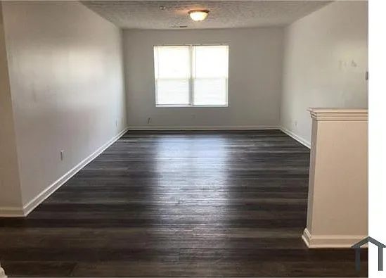 3 bed, 1292 sqft, $1,695 — Photo 4