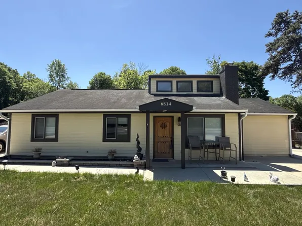 6814 Pence Rd, Charlotte, NC 28215