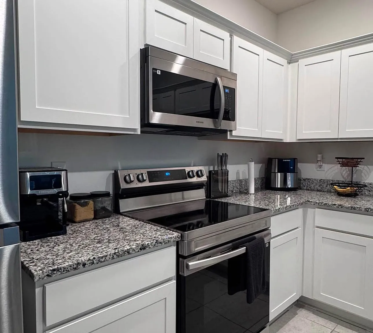 3 bed, 2.5 bath, 1424 sqft, $2,500 — Photo 4