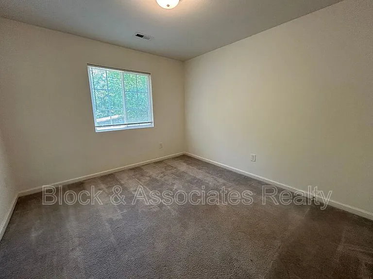 3723 Shepway Loop — Photo 10