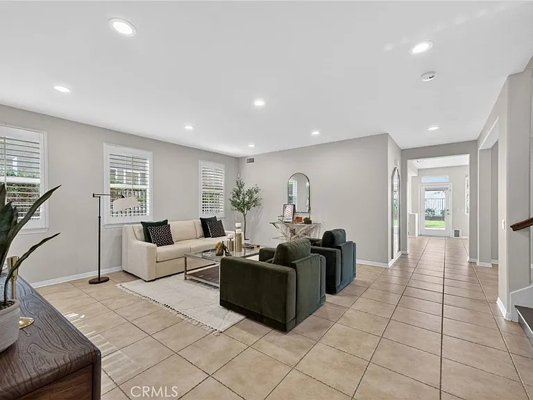 20800 Campania Ln — Photo 4