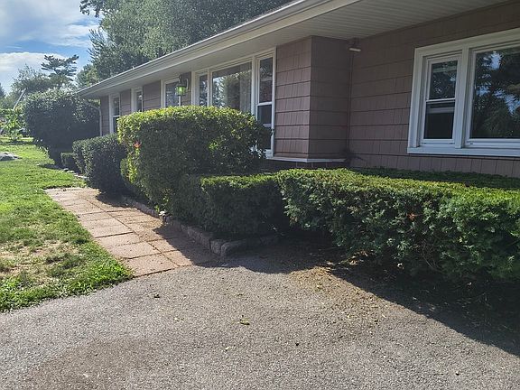 3rd image of 28 Delmar Rd