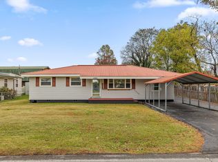 599 Steele Rd, Rossville, GA 30741