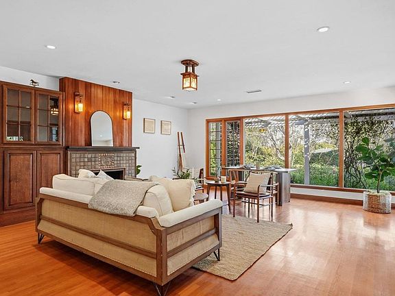 5th image of 9110 Brier Rd