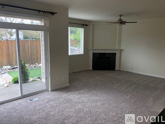 4th image of 5401 Boardwalk St SE