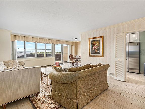 3rd image of 1785 215th St APT 14D