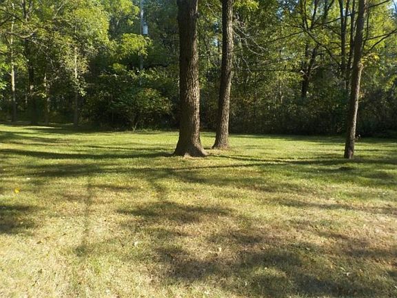 3rd image of 5941 Leland Dr
