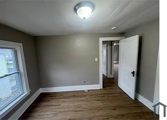 930 W 18th St — Photo 27