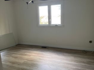 2695 Old Barrie Rd E, Oro Medonte, ON L3V0K3