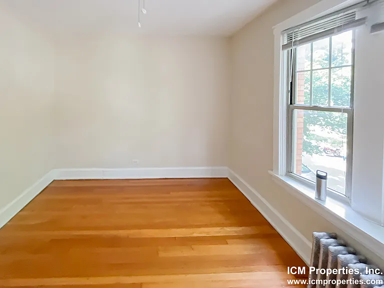 1607.3 W Berteau Ave #2 — Photo 5