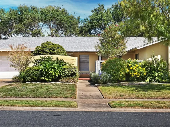 7110 Pharaoh Dr, Corpus Christi, TX 78412