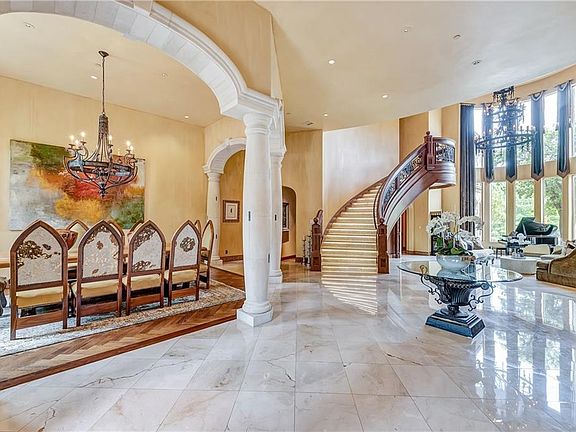 5th image of 1608 Enclave Ct