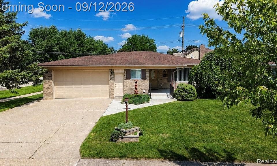 34398 Greentrees Rd, photo 2