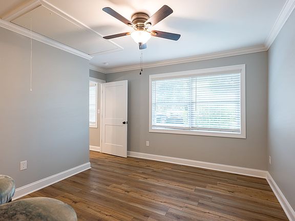 5th image of 1201 N Oak St Unit A