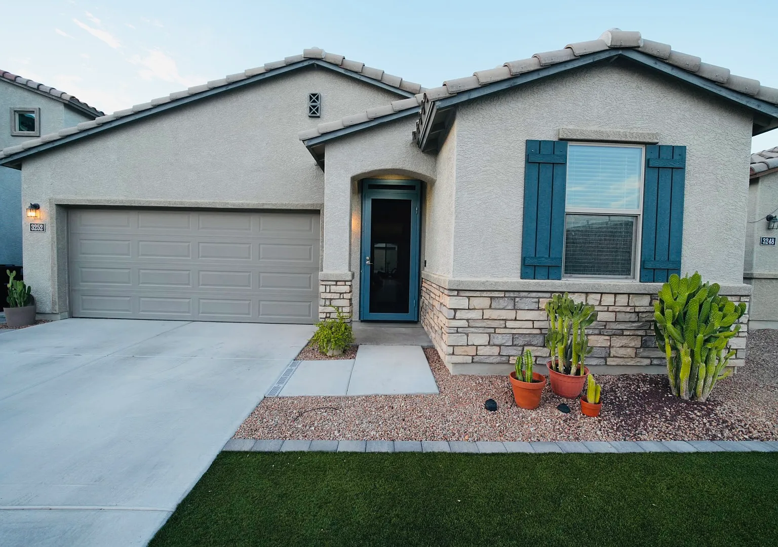 3 bed, 1660 sqft, $2,300 — Photo 1