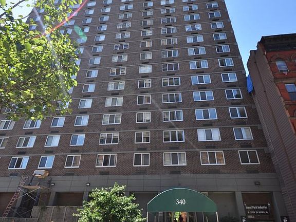 5th image of 345 E 93rd St APT 32D