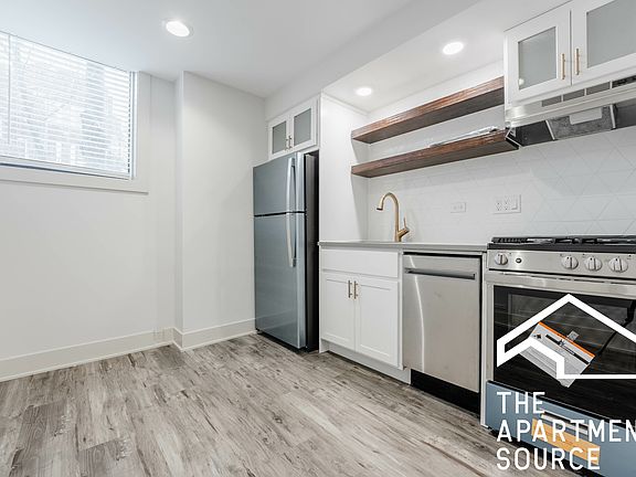 3rd image of 6385 W Arlington Pl #62G