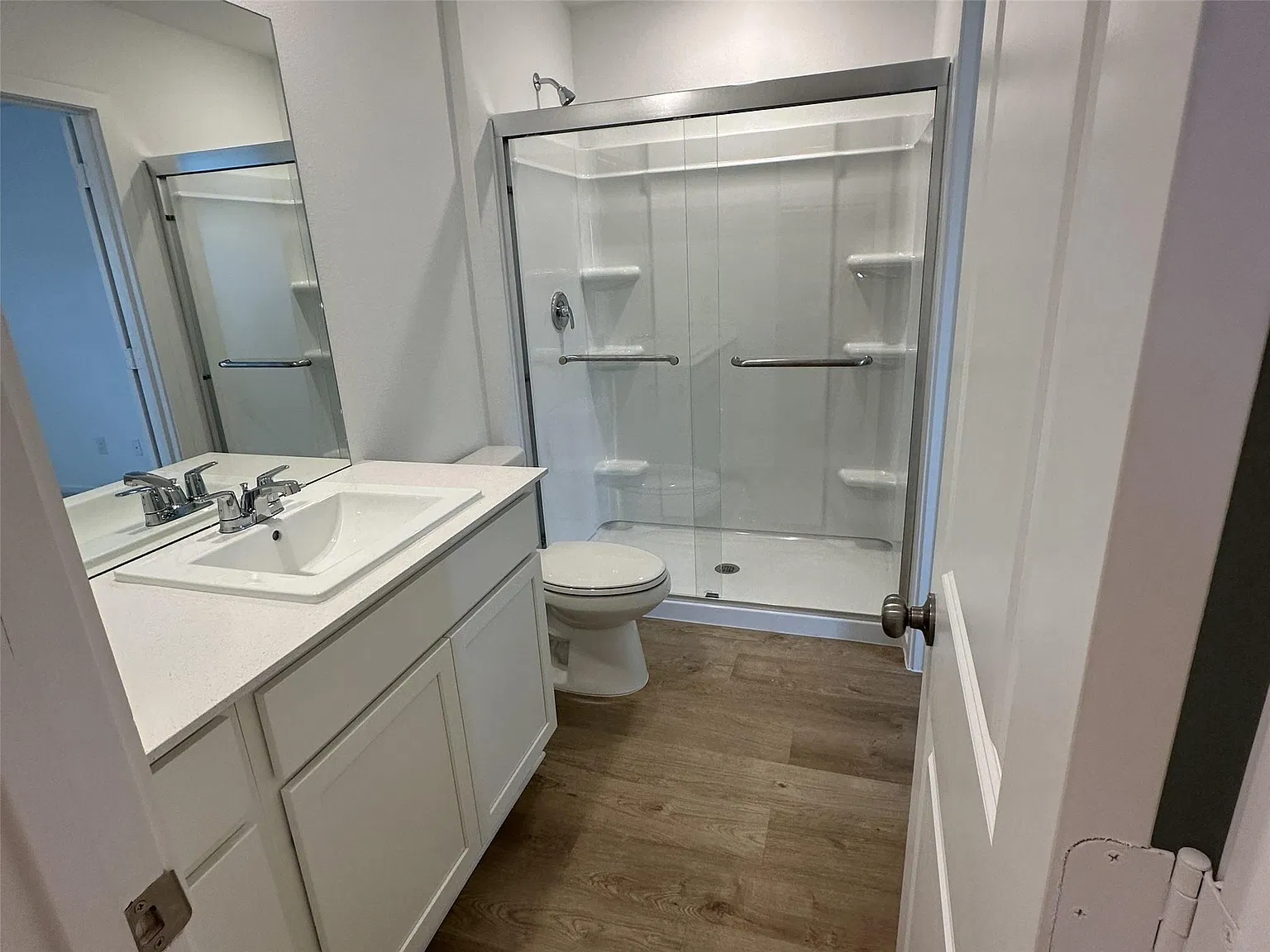 3 bed, 2.0 bath, $1,700 — Photo 4