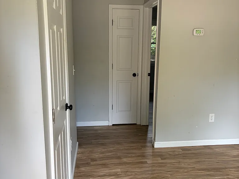 805 Mohawk Ave — Photo 15
