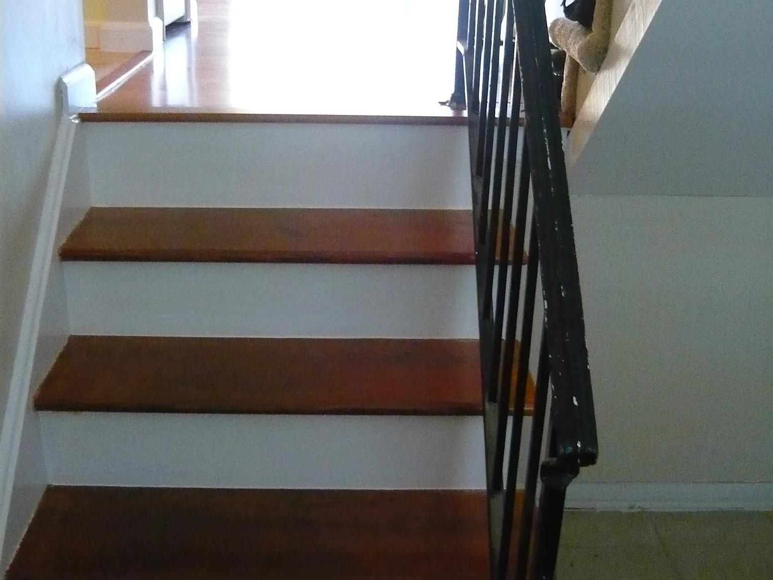 3 bed, 2.5 bath, 1460 sqft, $900 — Photo 3