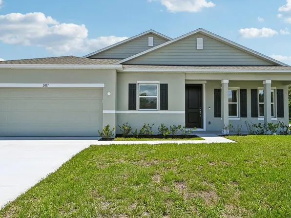 2017 SE Parrot St, Port Saint Lucie, FL 34983