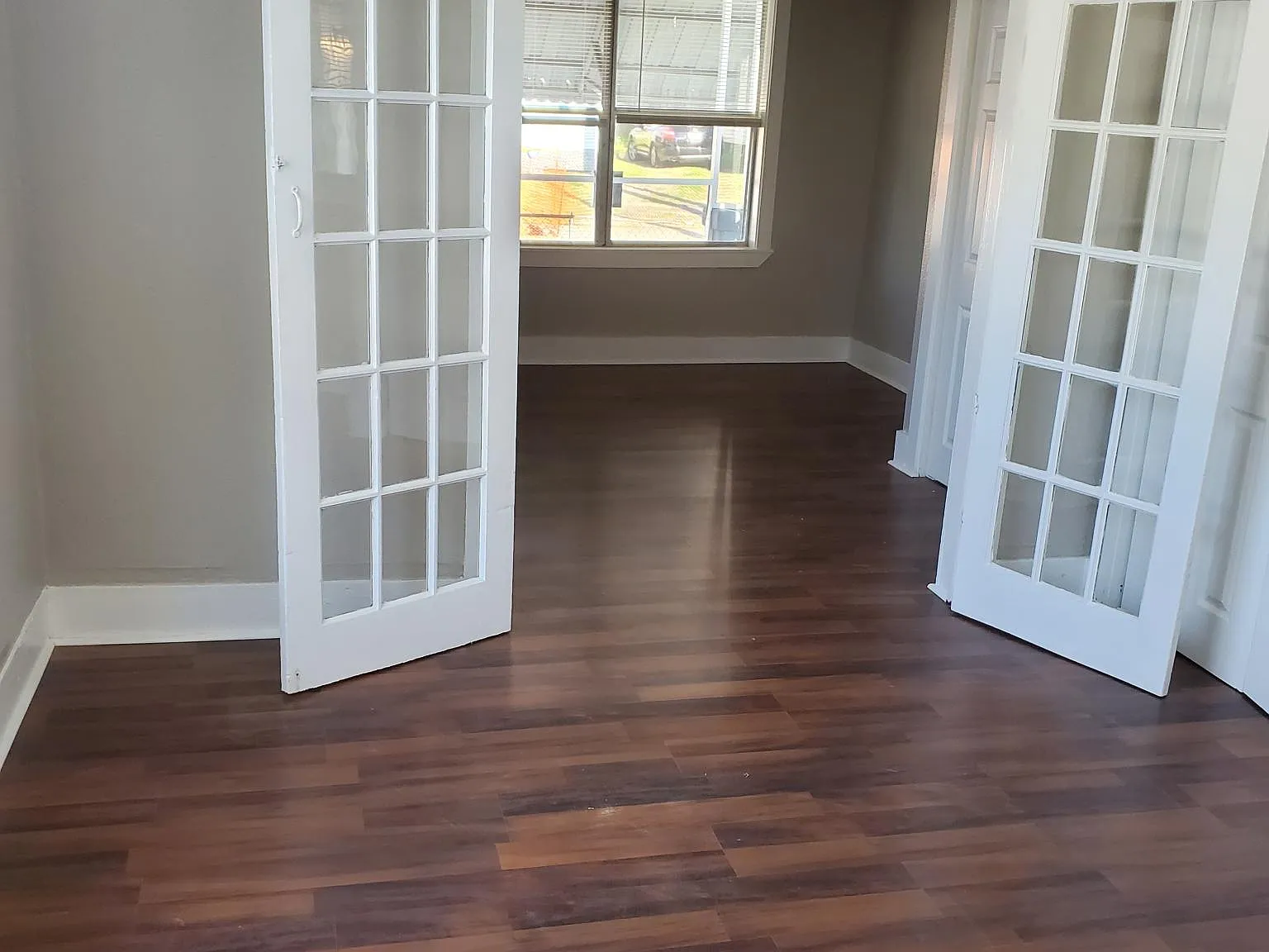 4 bed, 1113 sqft, $1,200 — Photo 2
