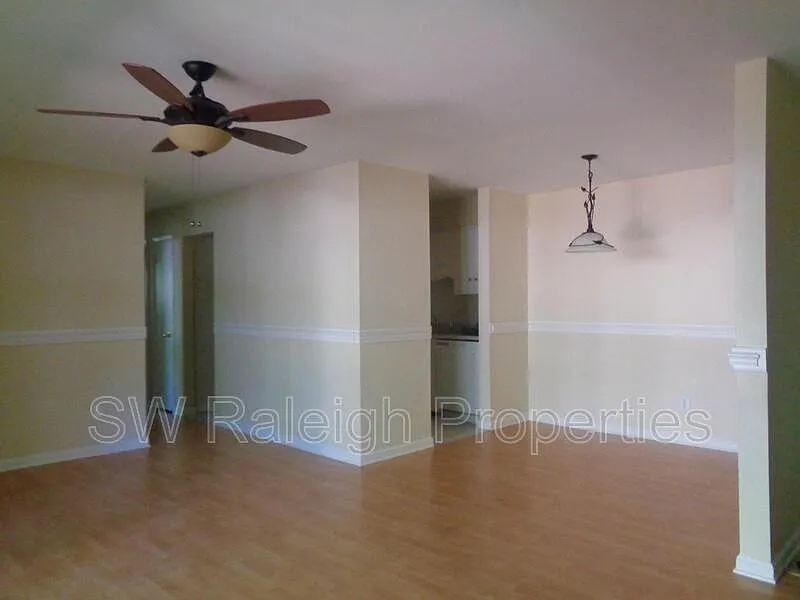 2 bed, 2.0 bath, 1016 sqft, $1,350 — Photo 4