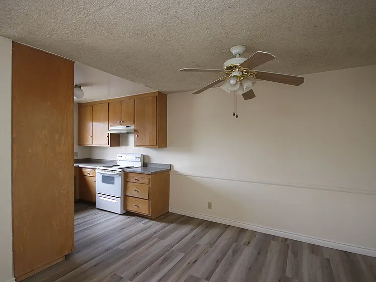 1009 N Garfield Ave #2 — Photo 7