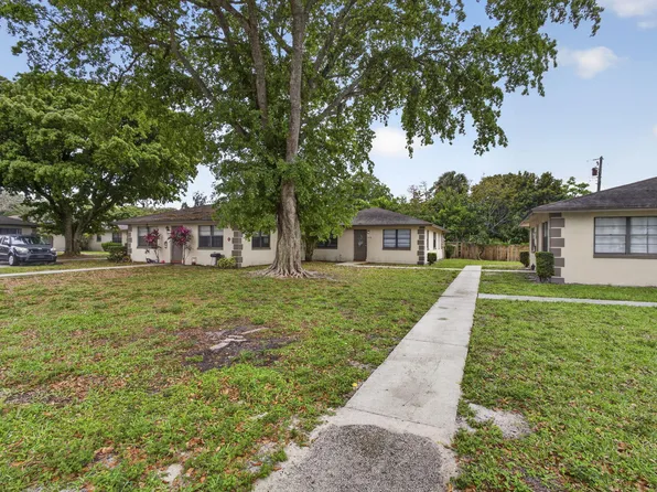 4726 Summit Boulevard, West Palm Beach, FL 33415