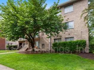 7997 Audubon Ave APT 303, Alexandria, VA 22306