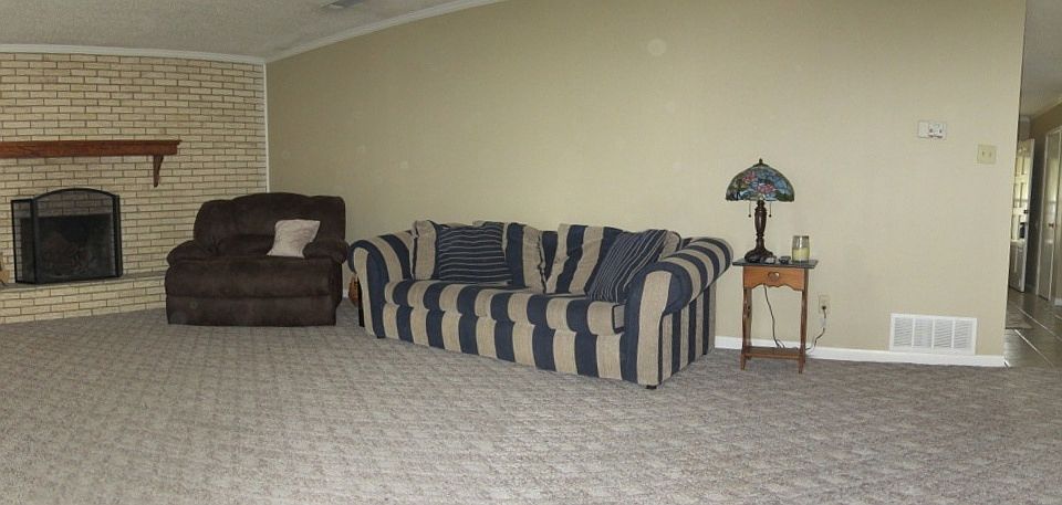 1st image of 1614 Velma Ave