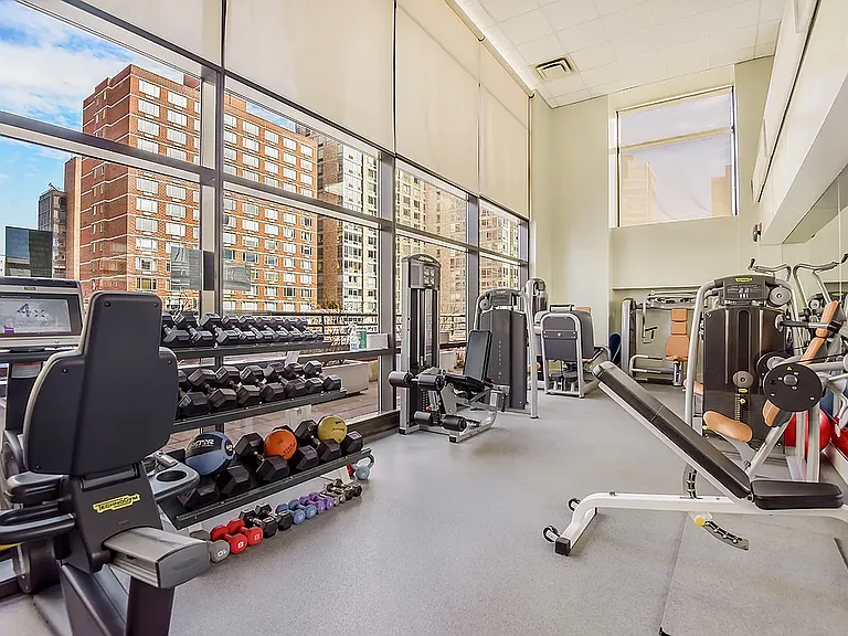 160 W 66th St #56B — Photo 15