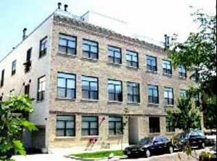 2221 N Lister Ave APT 1A, Chicago, IL 60614