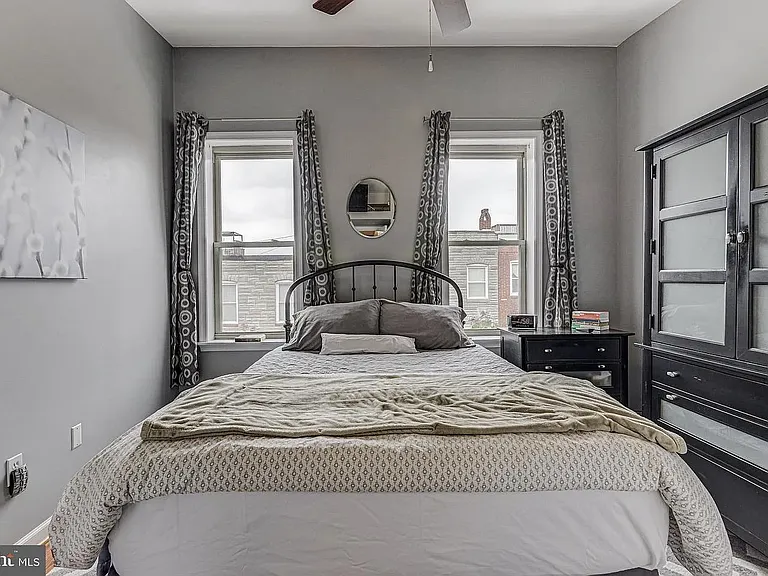827 S Curley St — Photo 16
