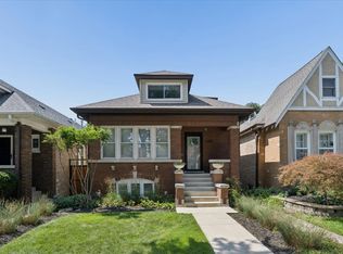 6210 N Moody Ave, Chicago, IL 60646