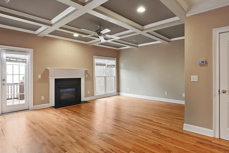 4 bed, 3.5 bath, 3058 sqft, $3,200 — Photo 3