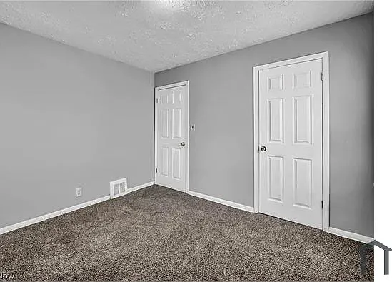 4310 E 162nd St — Photo 13
